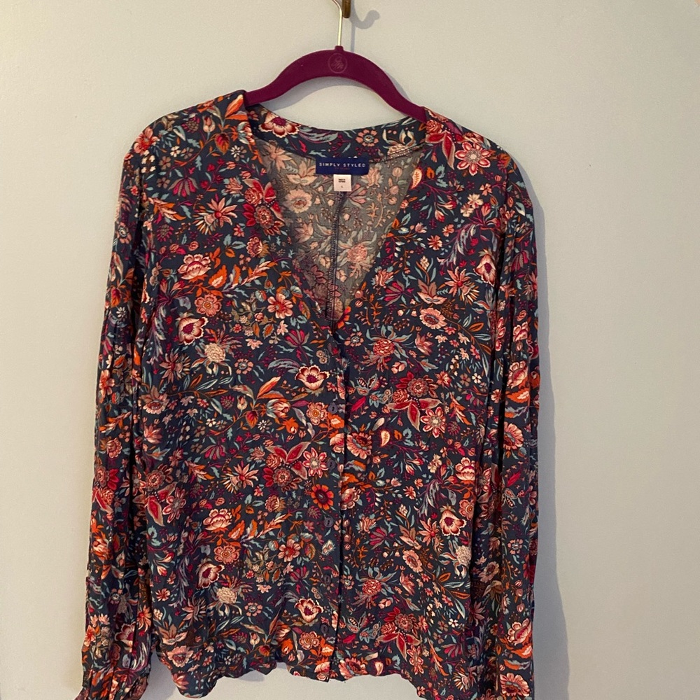 VTG Balloon Sleeved V neck Blouse Size L